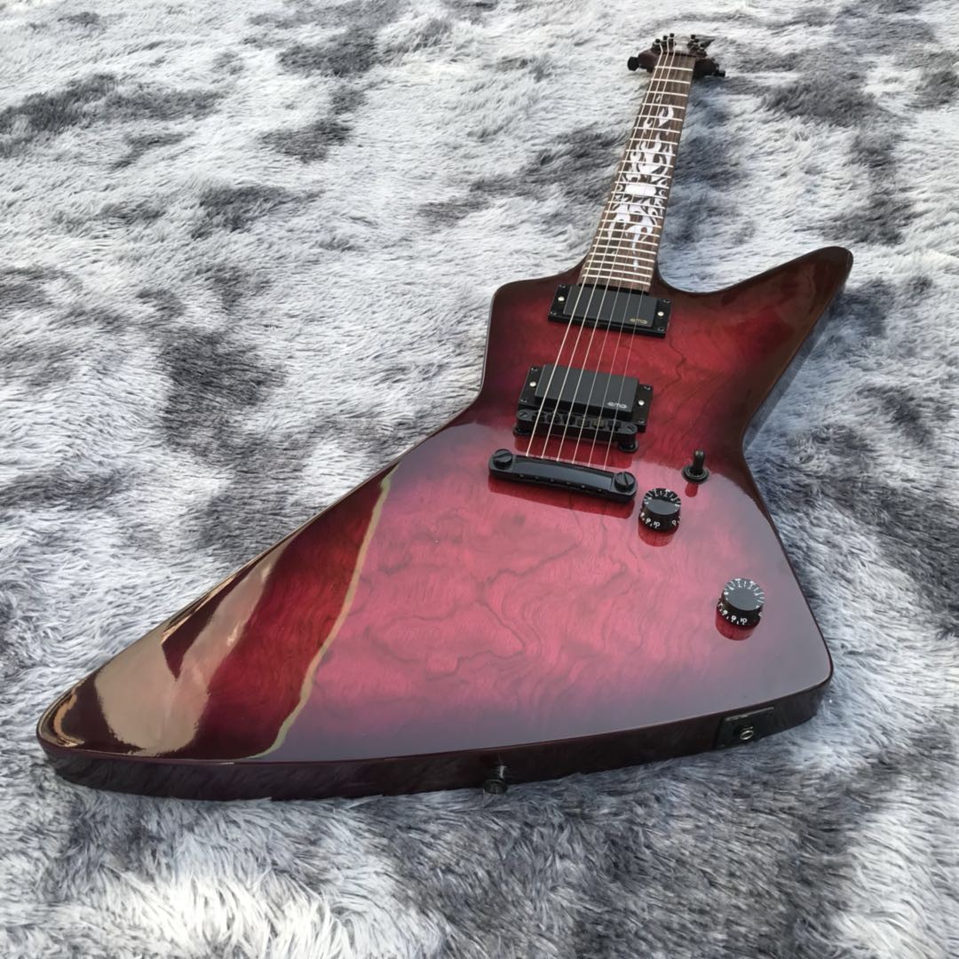 2020 Custom Rosewood Top Cover Maple Fingerboard Electric Guitar for Iban Logo and Headstock Can Be Customized