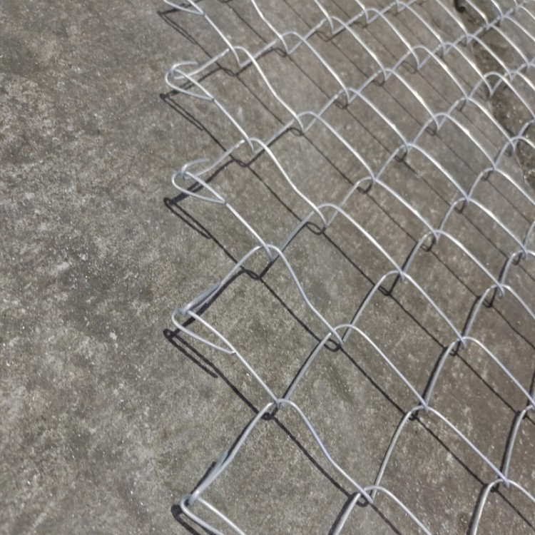 3mm wire diamond wire fencing cyclone wire 50x50mm 60x60mm mesh size chain link mesh fence