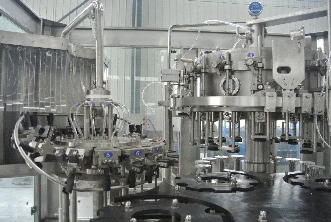 Carbonated Drink Brewery Bottling Equipment Monoblock Machine 1000Bph - 2000Bph