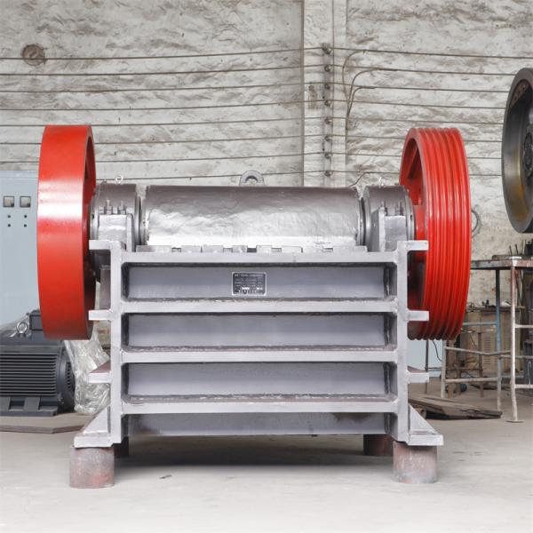 China Compund Pendulum Jaw Crusher Machine