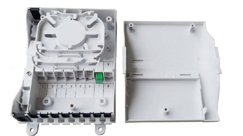 4 Fiber Optic Termination Box 1X8 PLC And 8 Coupler SC/APC Shutter Type