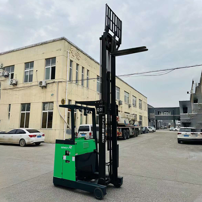 Used Lifting Tools 1.3 Ton Diesel Forklift with Frame Hot Item