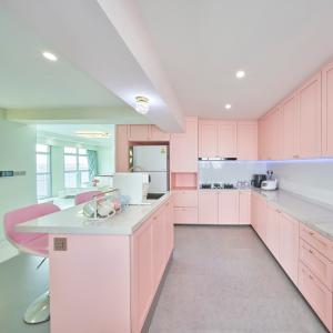 Wholesale Pink Colour Modular Kitchen Stainless Steel Cabinets Luxury Classic Custom from china suppliers