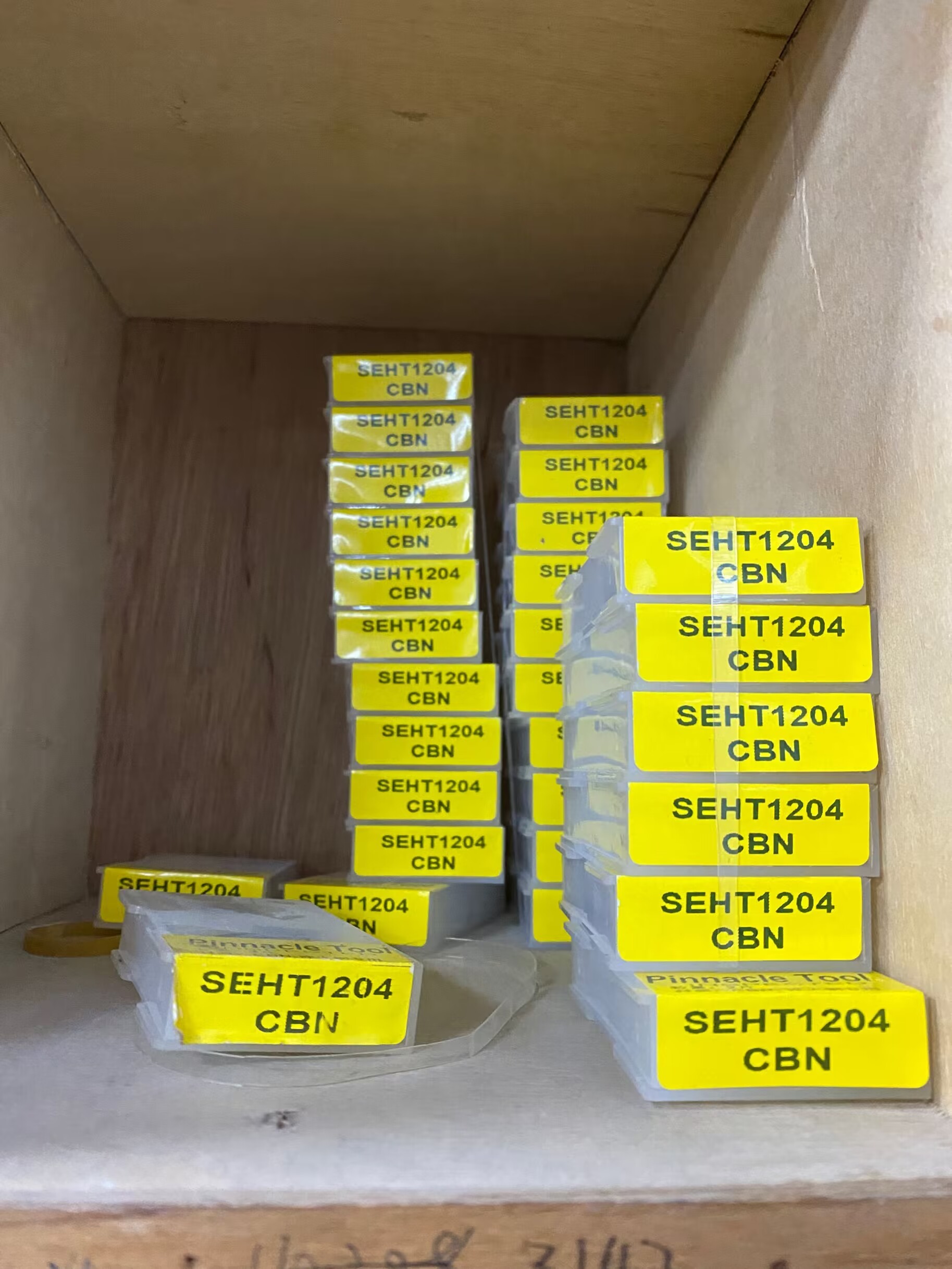 TPGH PCD Cutting Inserts , Carbide CBN Turning Inserts For Cnc Tool