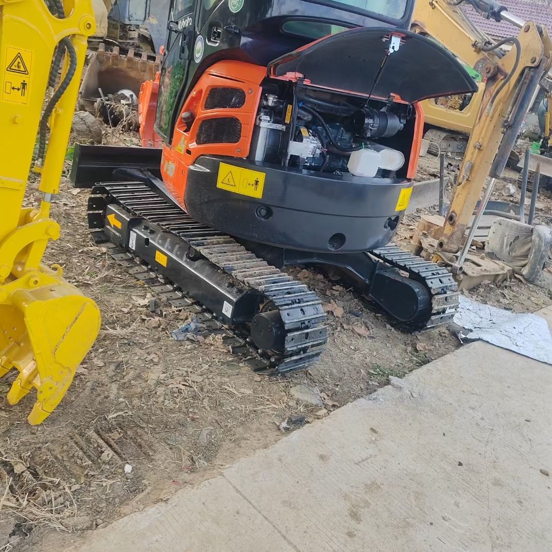 Used Kubota Digger U30 Secondhand 3ton Small Type Mini Crawler Excavator