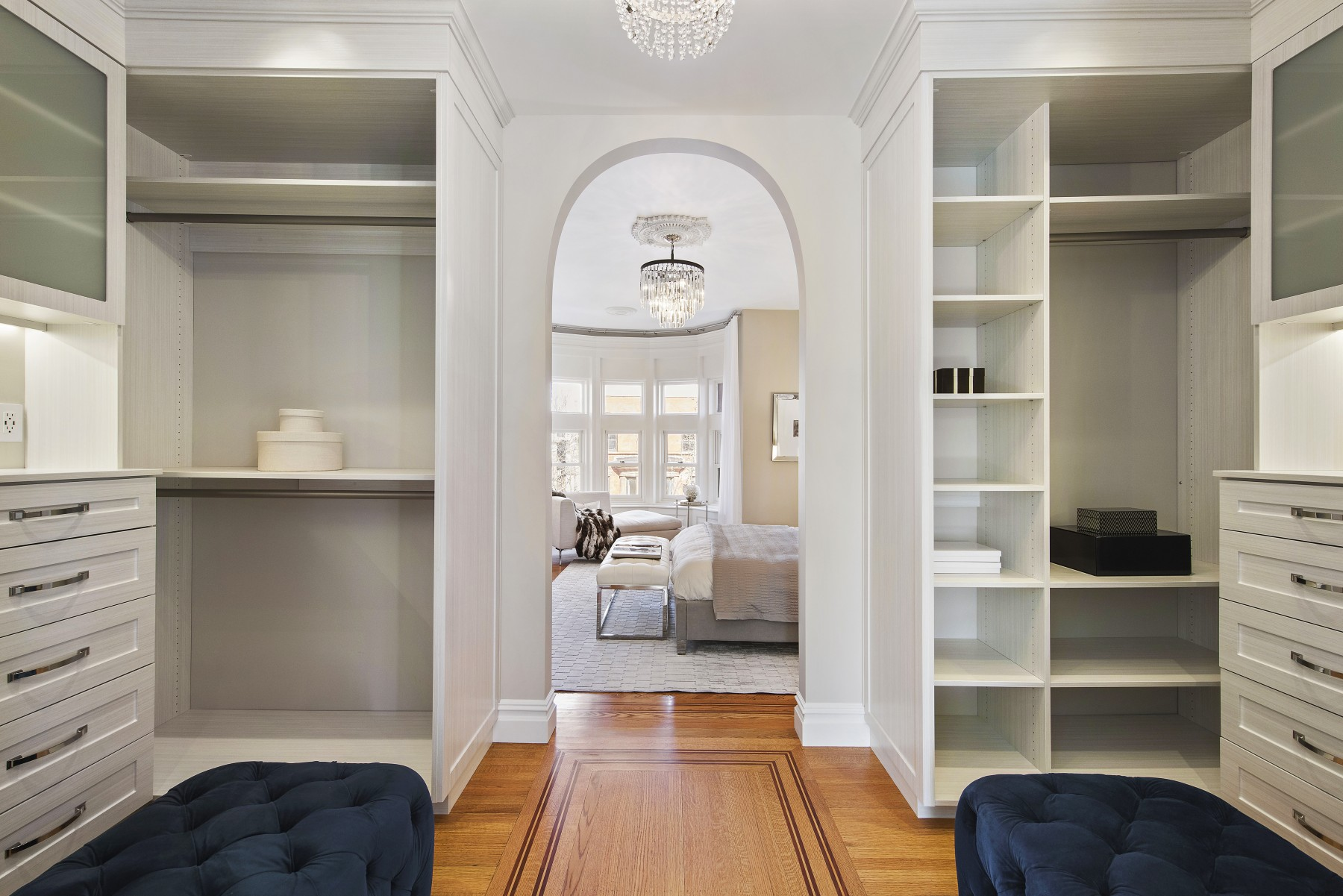Modern Style Mr HDF Board Bedroom Wardrobe for Custom Made Walk-in Closet Furniture