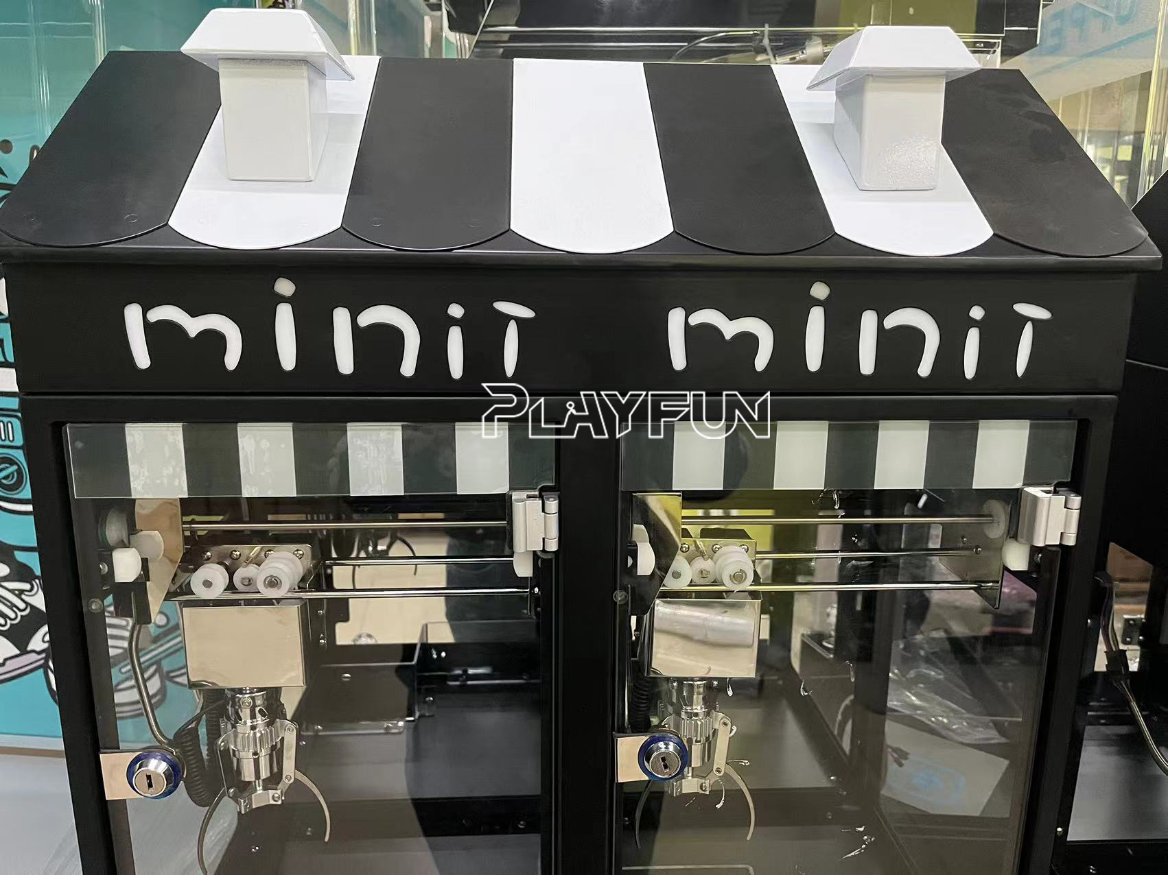 Playfun 2 Players Mini Claw Machine Couple Crane Claw Dolls Machines Gift Vending Machine Toys for Claw