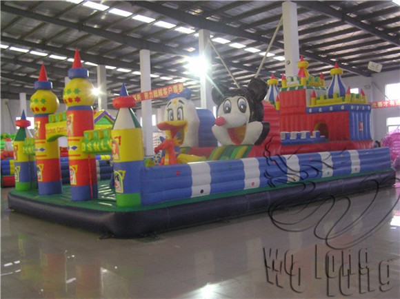 fantastic wholesale pvc mickey inflatable castle