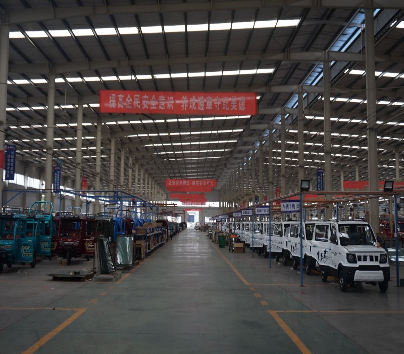 ChinaTricycleManufacture EnclosedTricycle Petrol Mini Diesel Tricycle Auto Tuk TukPassenger Tricycle Petrol Typ
