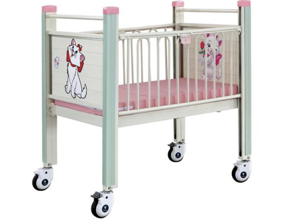 Pink Cartoon Movable Baby Bed , Steel Epoxy Baby Care Bed With Castor hospital