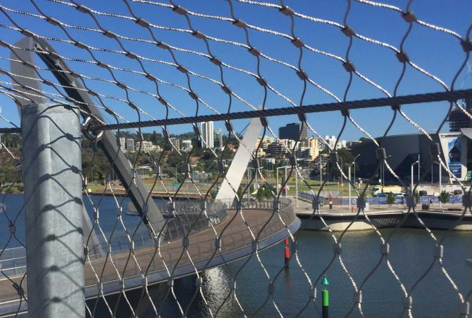 Hand Woven Wire Mesh Netting Security Stainless Steel Metal Mesh 60 Degree Angle