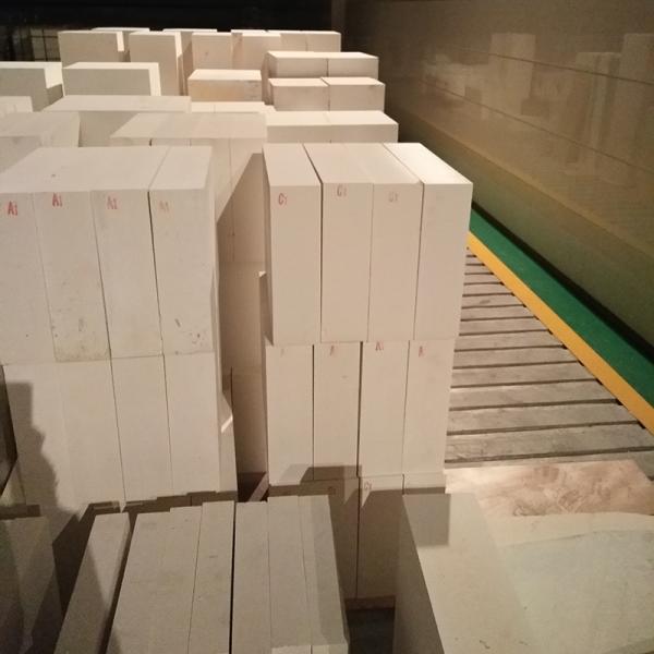 Oxidized Fused Cast AZS Firebrick for Glass Kiln Customized by Henan Refractory Brick