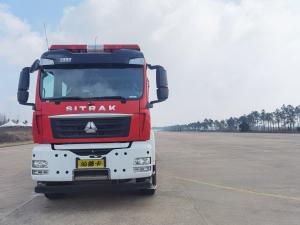 Wholesale GF60 Dry Powder Fire Tanker Truck Platform Truck Fire 0.5MPa from china suppliers