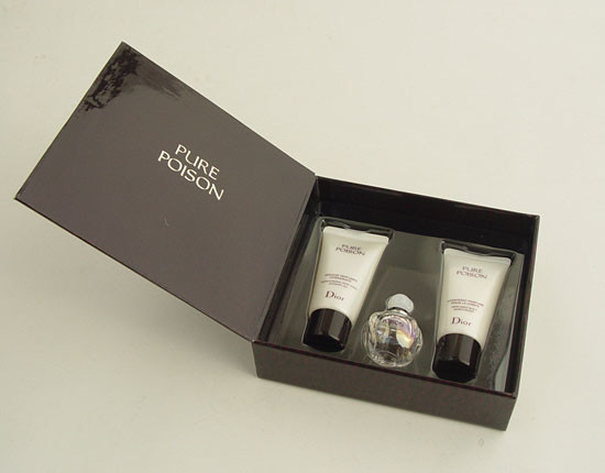 Custom design paper cosmetic packing box with EVA, plastic or flocking foam insert