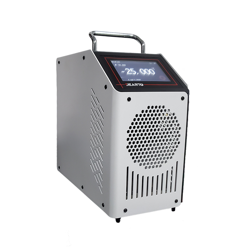 7.4kg Net Weight Design Zero Degree Dry Well Thermostat with 0.001C Resolution Ratio
