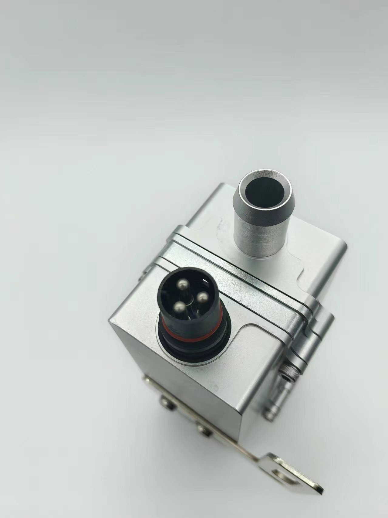 Car Engine Heaters , Electric Engine Preheater ， Goldate 2000w , Strong Applicabilit , Secure