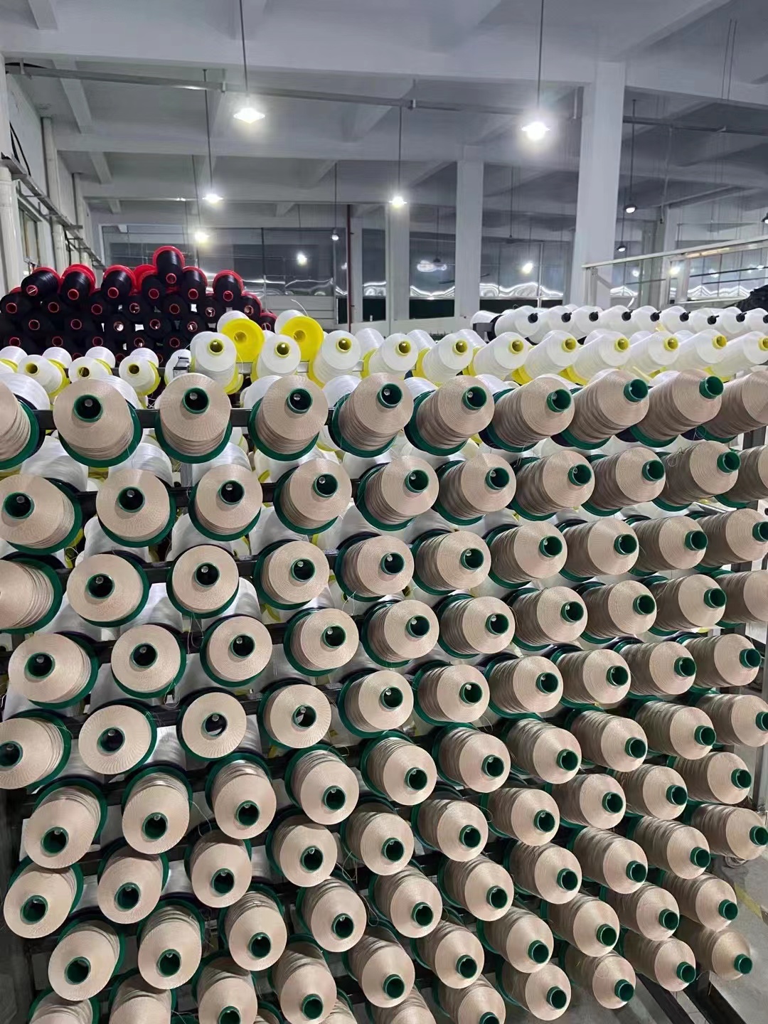 High Tensile Strength 100% TEX270 840D/3 400g Polyester Sewing Thread for Leather Durable