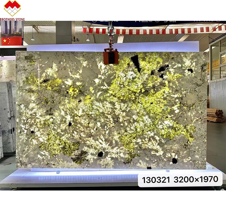 Brazilian Splendor White Quartzite Stone Big Slab 18mm Thickness for Villas and Hotels