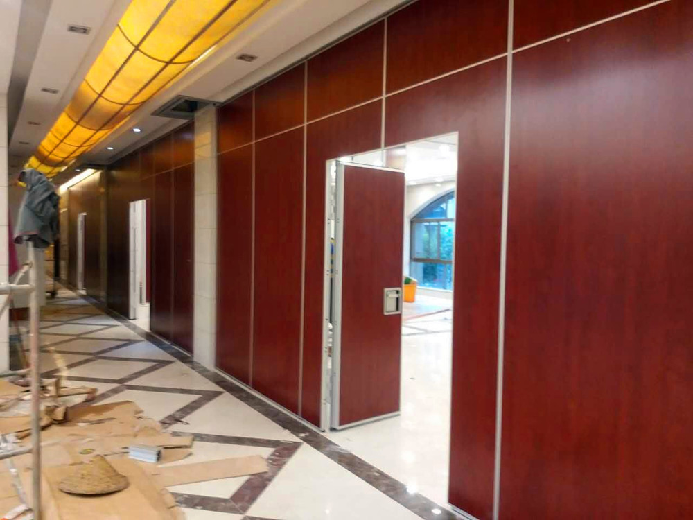 Movable Walls System Operable Wall Partitions , Acoustic Sound Proof Partition Panel For Banquet Hall