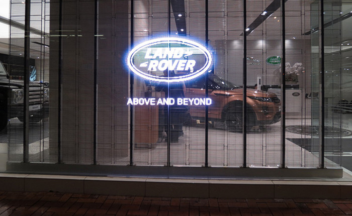 Outdoor Transparent AVOE LED Display P3.91-7.82 1920Hz Refresh rate Ultra Power Saving Design 1000x500mm