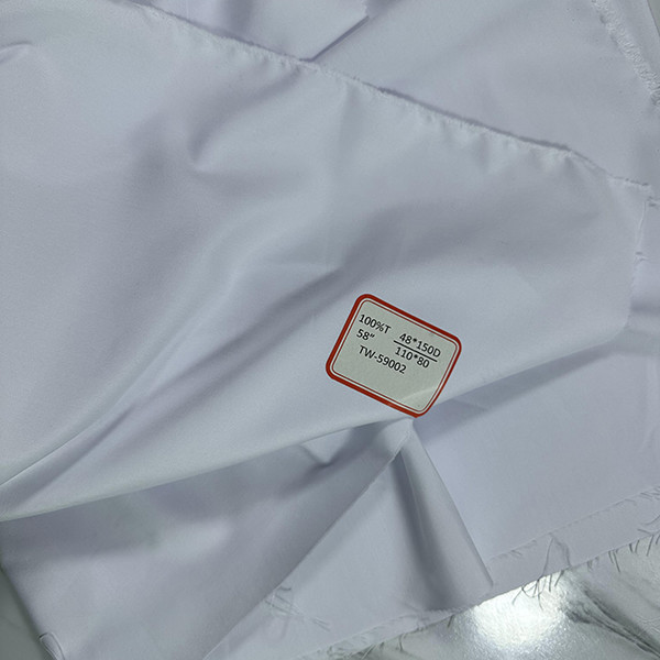 110*80 100 Percent Polyester Robes Bleached Fabric 48*150D Clothing Fabric