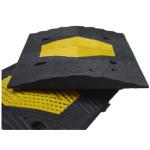 500*300*40mm Pressure Resistant PVC Speed bump For Parking Lot