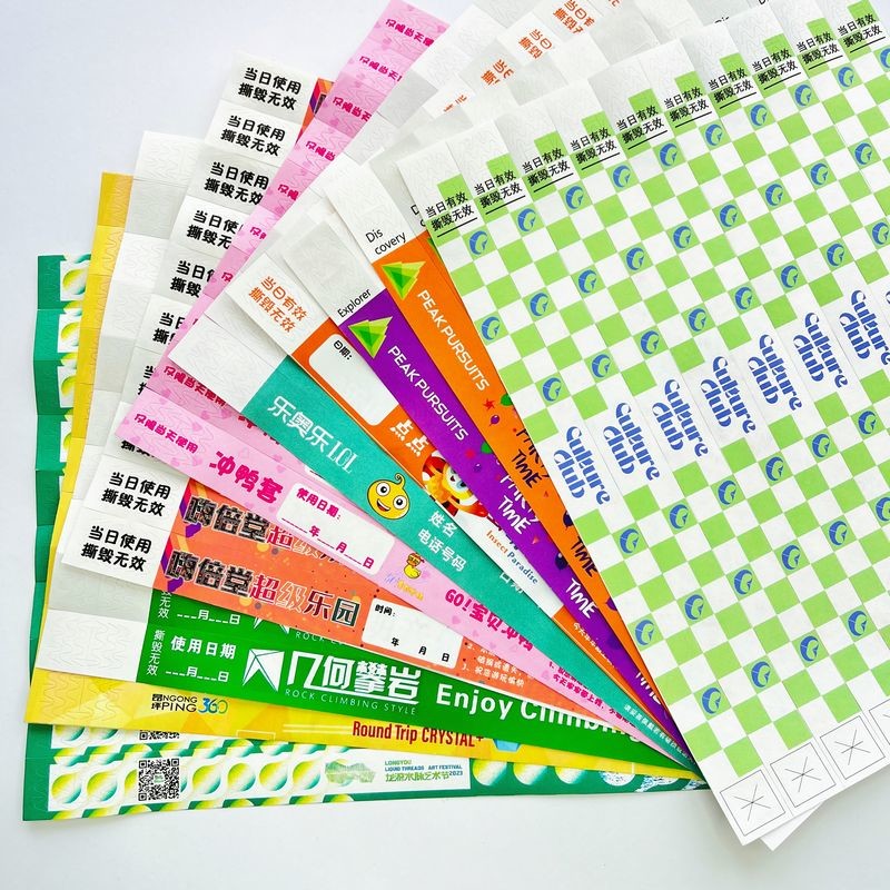 Durable Tyvek Paper Event Wristbands with Bar Coding and Full Color Printing