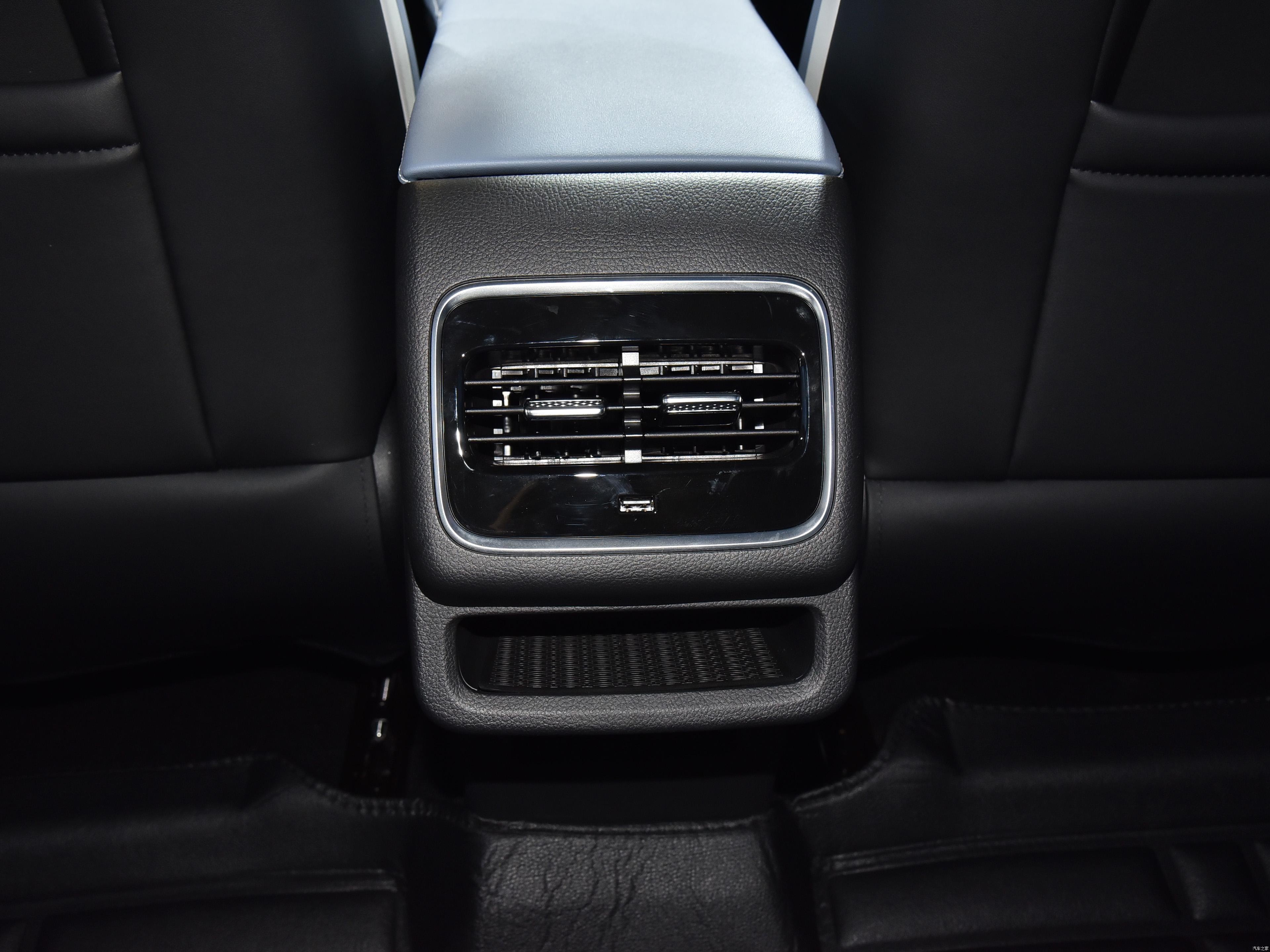 2023 Chery Omoda 5 C5 Hybrid Electric Cars Compact SUV with Leather Seats and Integral Body Vehicles