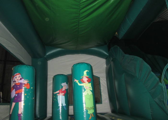 5 X 5m Indoor Jump House Fire Resistance , Childrens Bouncy Castle Quadruple Stitching