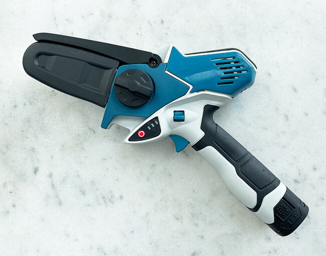 Lithium Battery Brushless Handheld Mini Chainsaw 4 Inch Rechargeable Chainsaw