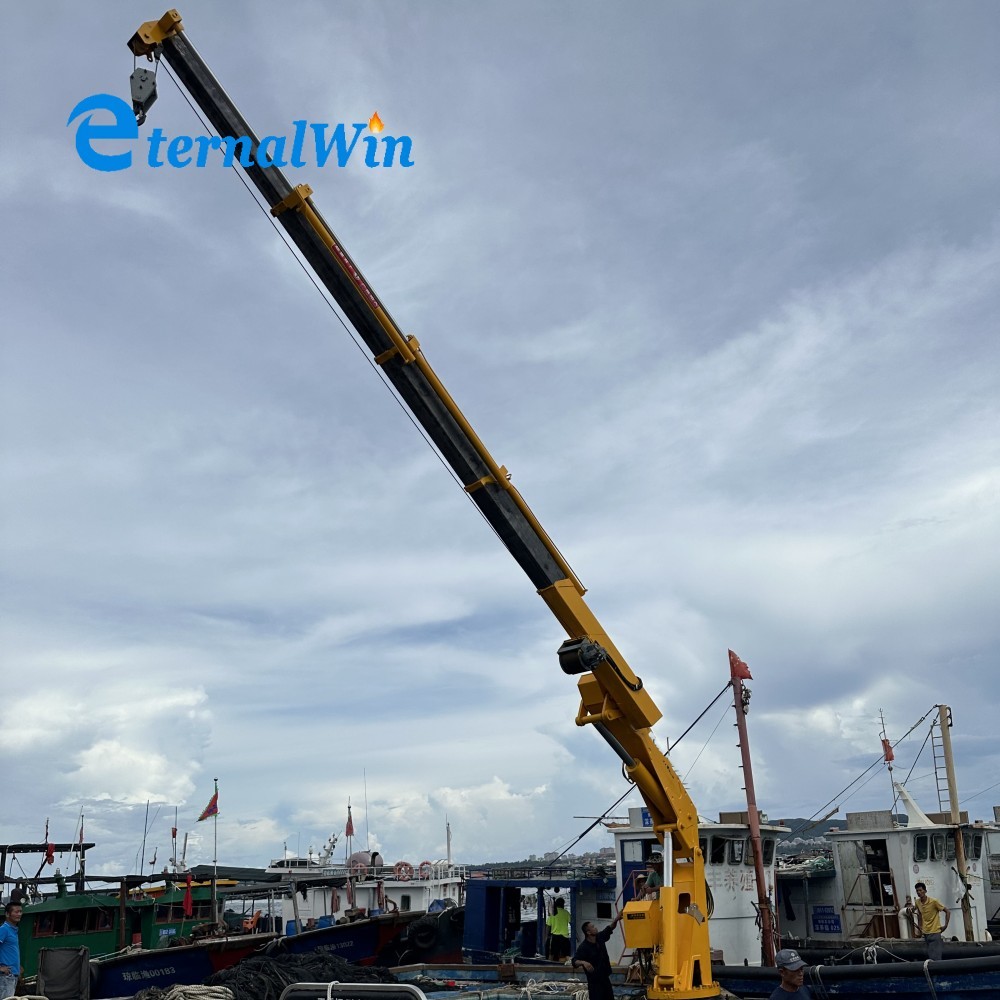 Indoor Or Outdoor Mobile Harbour Crane With Fully Automated Safety System And Hoisting Speed Up To 110 M/min