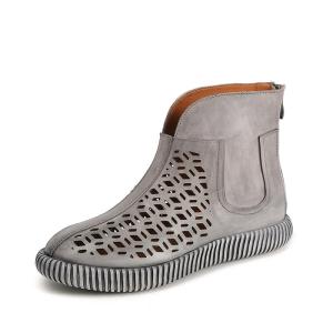 Wholesale S316 Factory New Round Toe Flat Hollow Leather Women'S Sandals Retro Literary Fashion All-Match Handmade Women'S Shoes from china suppliers