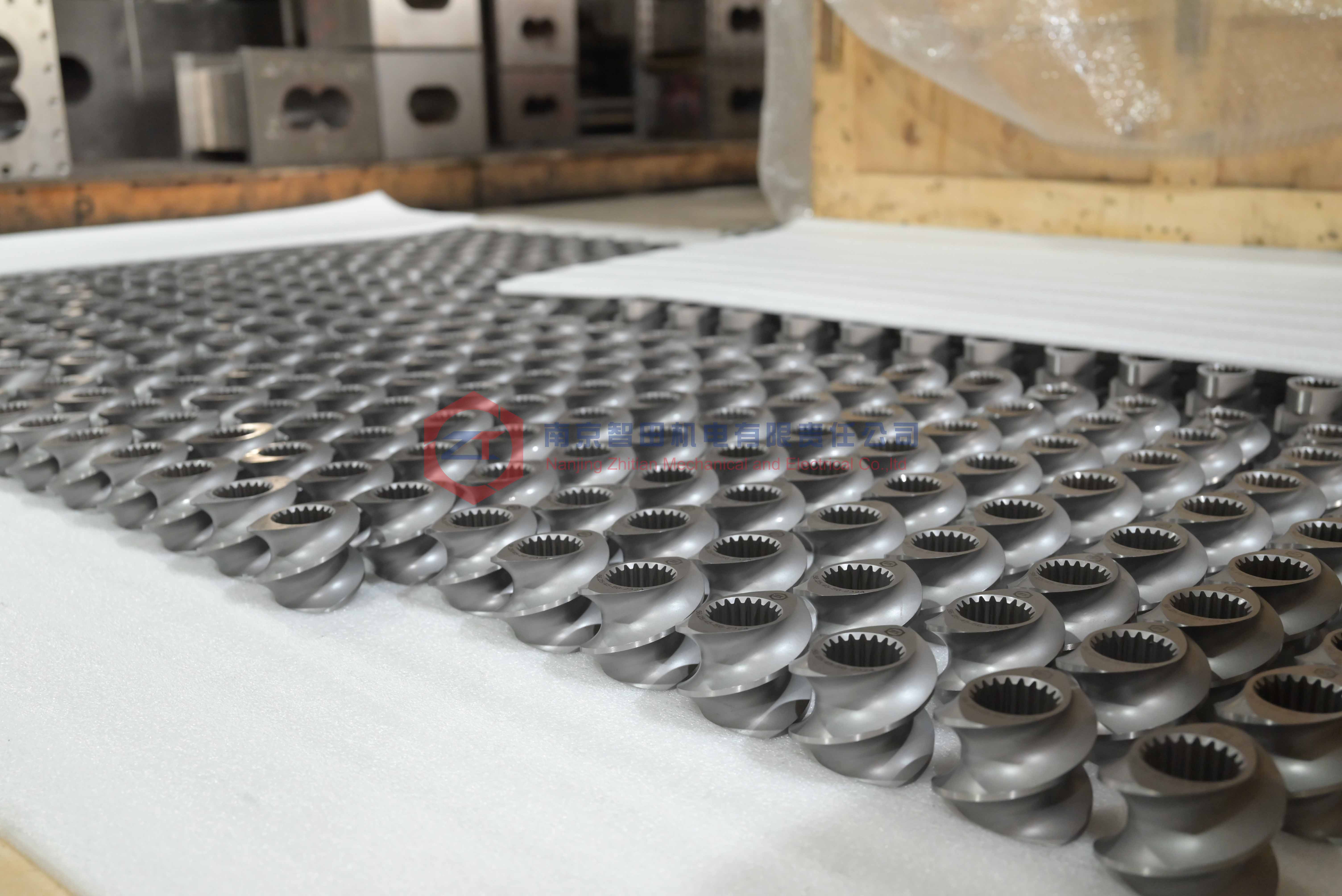 twin screw extruder element