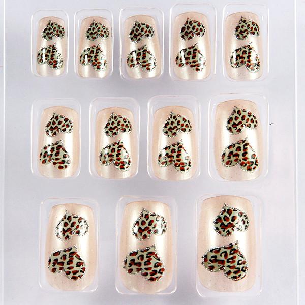 Quality Healthy adult Nail Art Fake Nails For Wedding , Heart pattern for sale