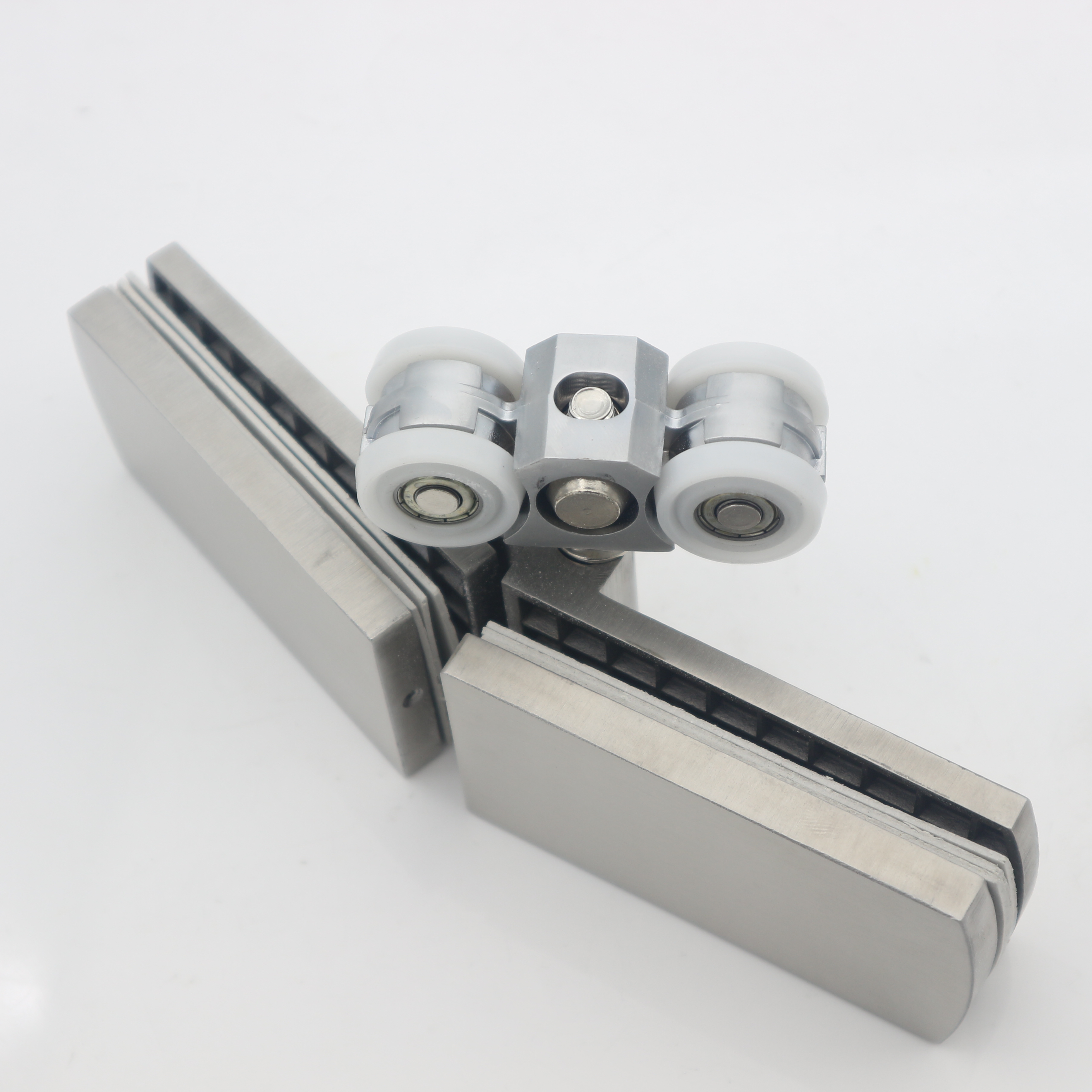 Zinc Alloy Glass Hardware Sliding Folding Frameless Glazing Systems Interior Bifold Door
