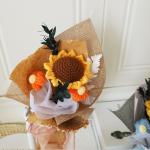 Flowers Variety Hand-knitted Woolen Knit Bouquet Perfect Gift for Girls'