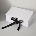 Wholesale OEM Luxury Gift Package Magnet Foldable Clothing Paper Box With Ribbon