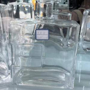 Wholesale 500ml 750ml 1000ml Flint Glass Vodka Brandy Bottle Custom Spirit Vodka Glass Bottle from china suppliers