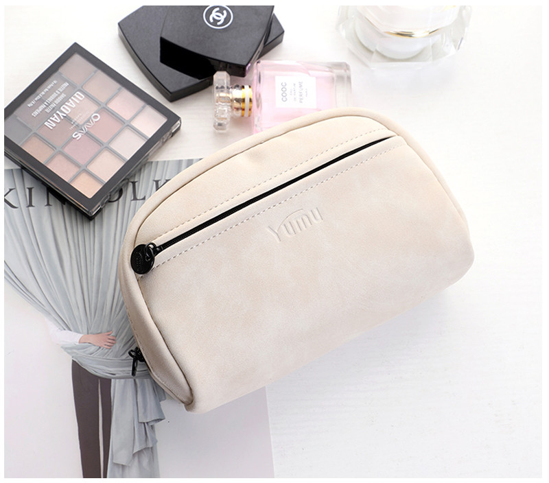 Break Resistant 20CM Length PU Cosmetic Bag For Women