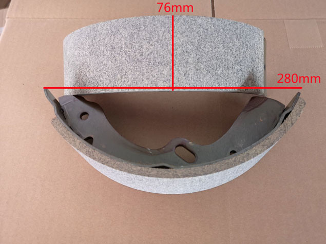 4HF1 Brake Shoes ISUZU NPR Parts 8941547730 K4442 Light Truck 75mm Width 10mm Lining