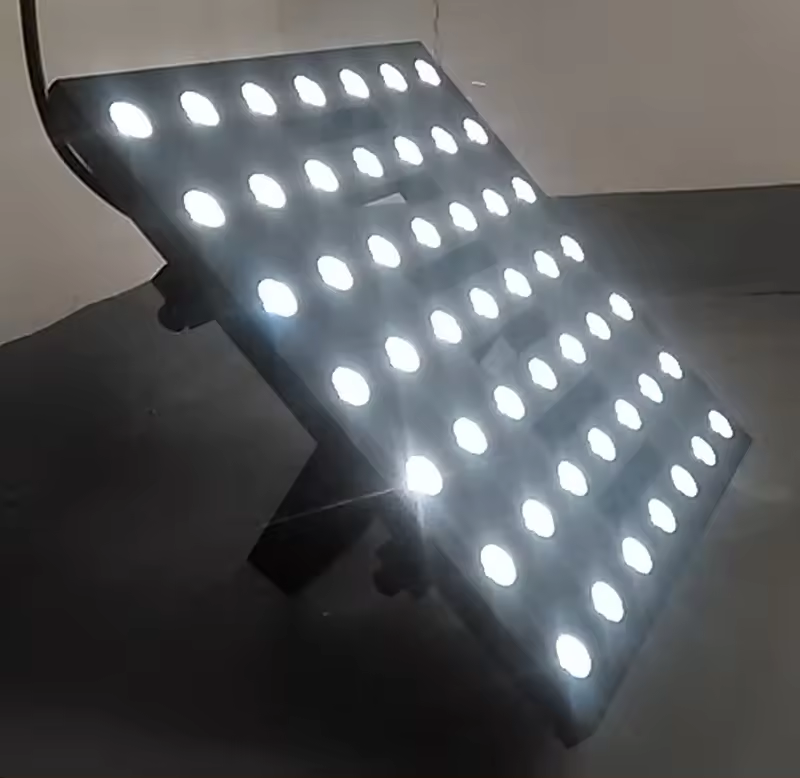 Solar Rotating Inground Stake LED Beam Lights 7x7 3w Warm White For Wedding Hall