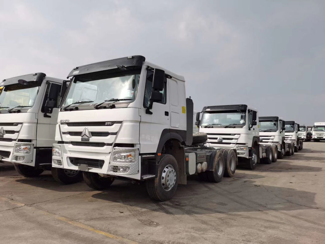 6X4 HOWO Tractor Truck Bulk Goods Transport Tractor for Sale