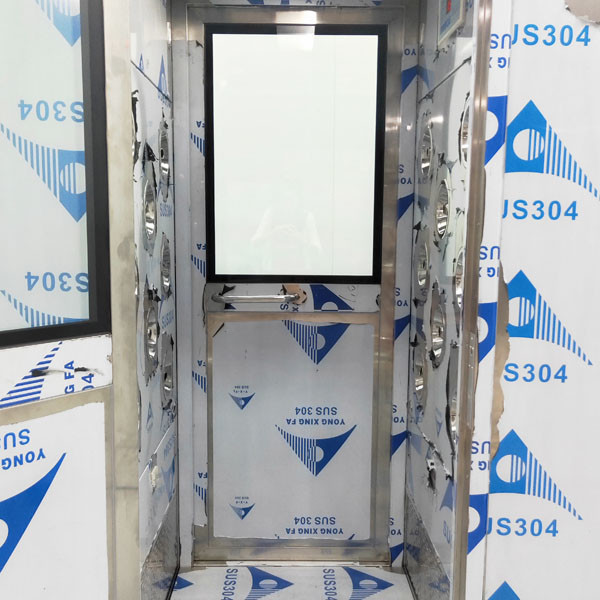 AC380 V SS304 Air Shower Room With Double - Layer Glass Window Of Doors For 1-2 Persons