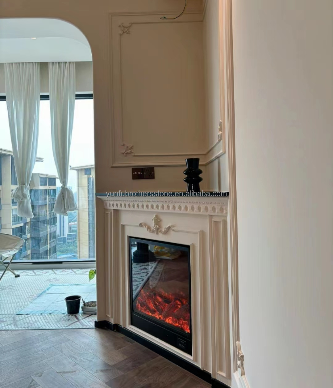 Modern Italian Style Marble Fireplace Mantel Indoor Decorative Stone Fireplace in Granite