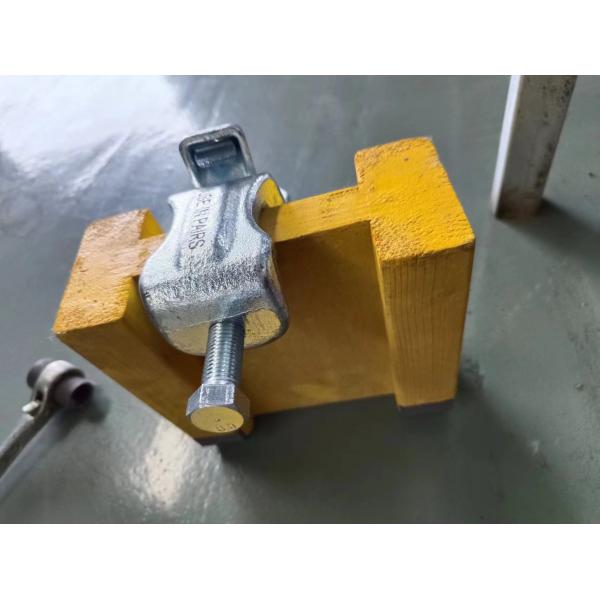 SGS Certification Scaffolding Coupler With Painted Finish Casting And Assembly Process