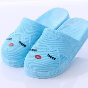 Wholesale Summer Cute Closed Toe Sandals PVC Non Slip Beach Slippers For Women from china suppliers