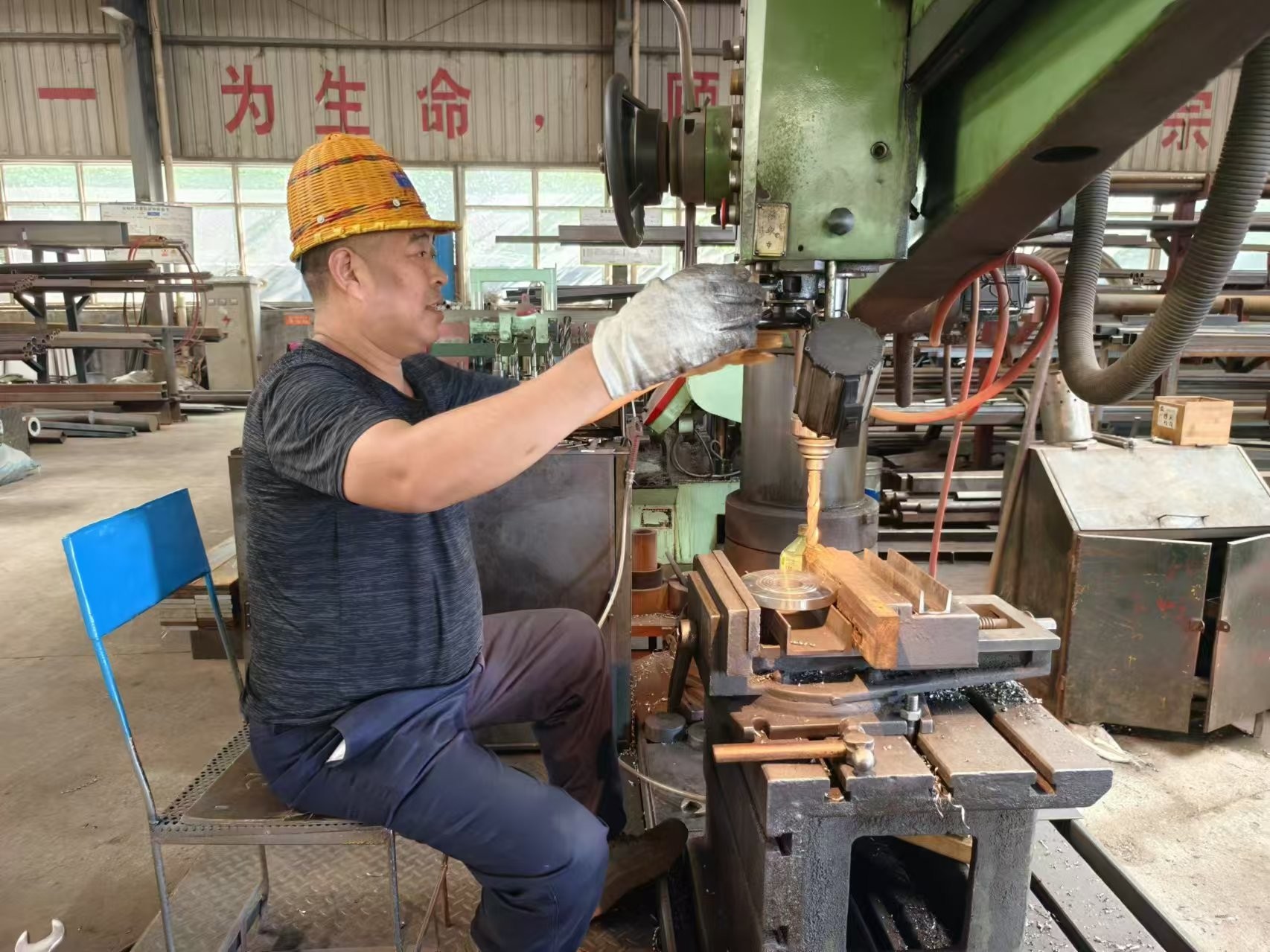 Efficiency Screw Type Shotcrete Machine Screw Plastering For Pit Support
