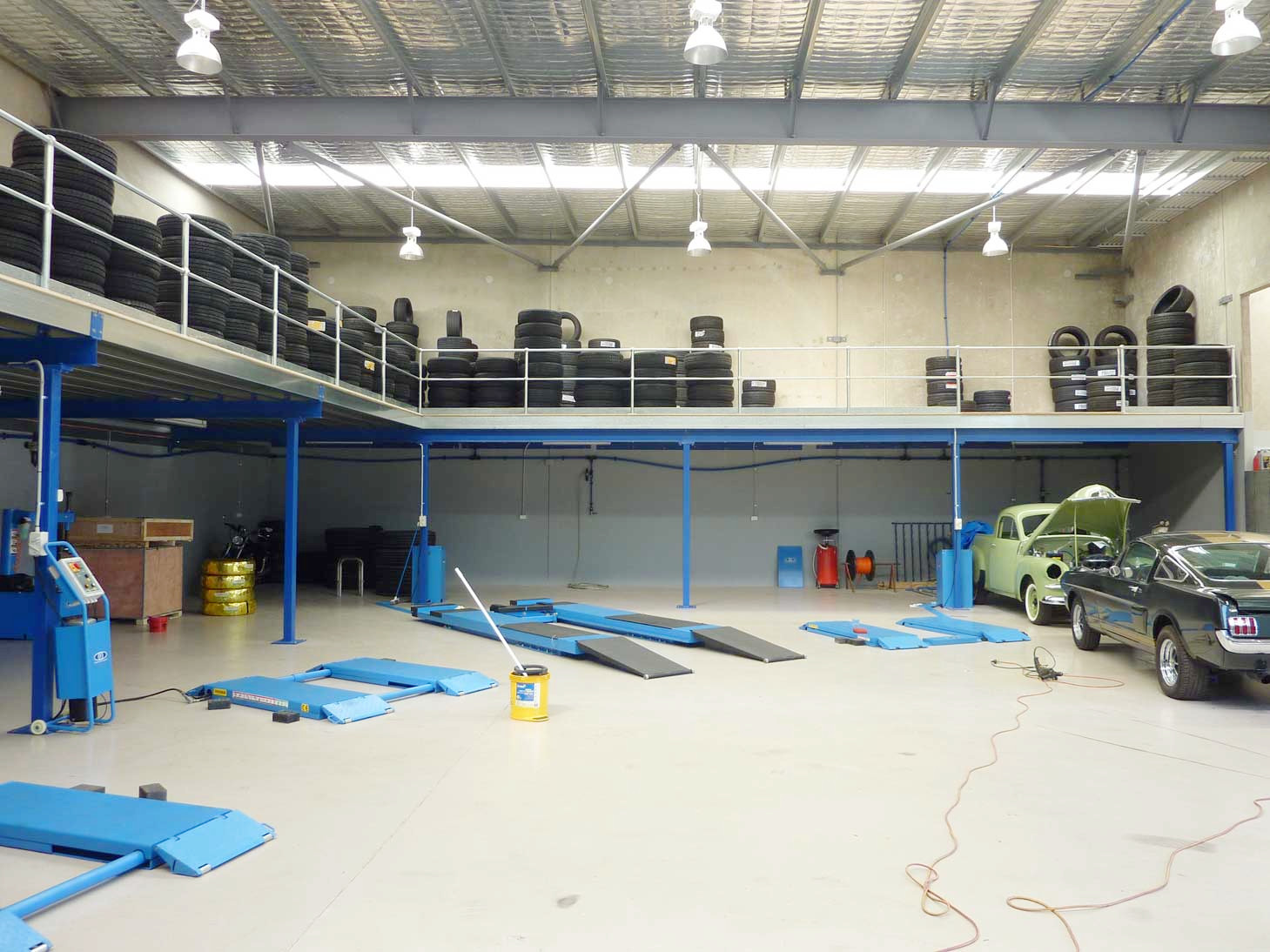 High Quality Heavy Duty Multi-tier Mezzanine Floor Racking and Shelving System