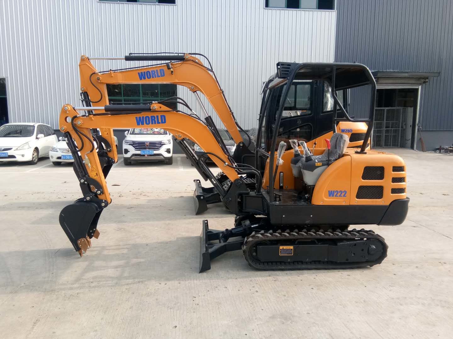 2020mm Minimum Swing Radius Compact Crawler Excavator Construction Solution 0.1 M3