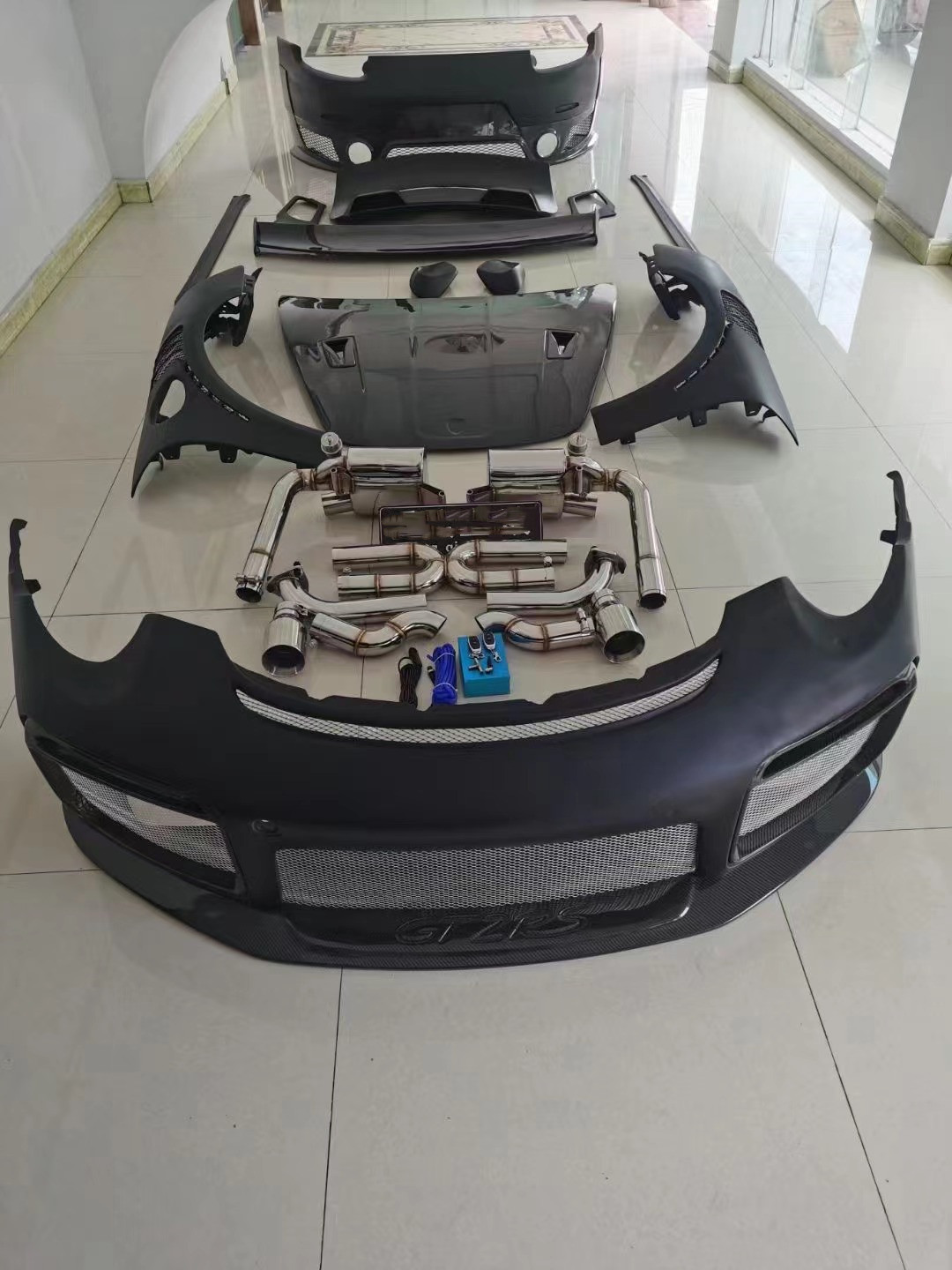 2022 New Products 911 991.2 GT2RS Body Kit for Porsche 911 Front and Rear Bumper Carbon Fiber Cover Spoiler 2016-2018